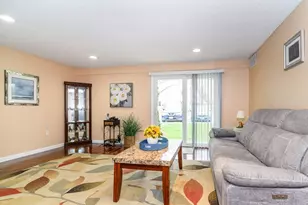 46 Silver Hill Ln, Natick, MA 01760 - Photo 2