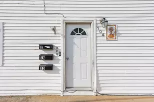 104 Oak St, Fall River, MA 02720 - Photo 34