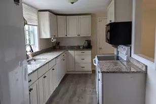 95 Providence St, Mendon, MA 01756 - Photo 2