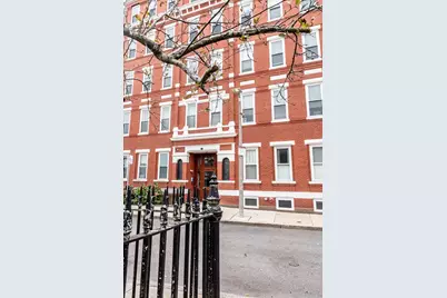 309 Emerson St #14, Boston, MA 02127 - Photo 2