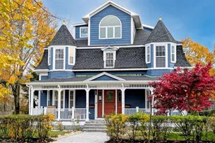 10 Washington Park, Newton, MA 02460 - Photo 1