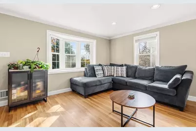 106 Forest St, Arlington, MA 02474 - Photo 4