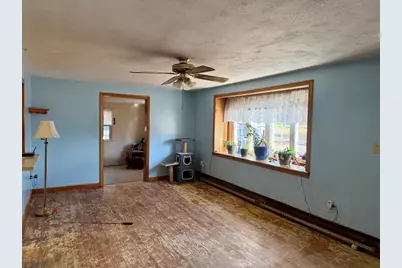 31 Pineywood Rd, Southwick, MA 01077 - Photo 6