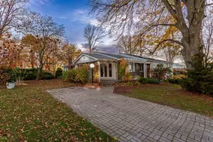 167 Mercier Ave, Somerset, MA 02725 - Photo 4