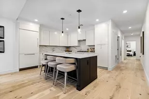 33 A St, Boston, MA 02127 - Photo 4