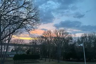 1296 Drift Rd, Westport, MA 02790 - Photo 8