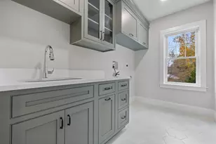 89 Wildwood St, Winchester, MA 01890 - Photo 22