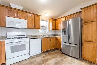 2900 Cranberry Highway #14, Wareham, MA 02538 - Photo 8