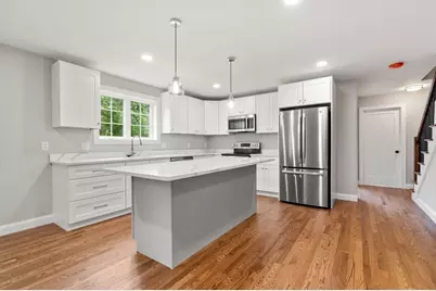 31 Danielle's Way, Worcester, MA 01606 - Photo 2