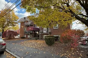 29 Gordon St, Framingham, MA 01702 - Photo 2