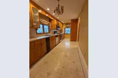 131 Summer #2, Malden, MA 02148 - Photo 4