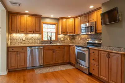 9 Church St, Douglas, MA 01516 - Photo 2