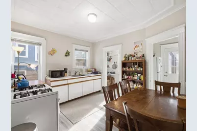 28 Sunset Rd #1, Somerville, MA 02144 - Photo 8