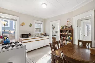 28 Sunset Rd, Somerville, MA 02144 - Photo 8