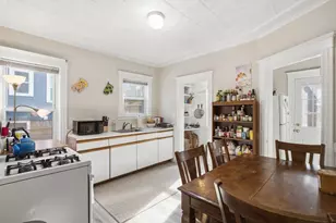 28 Sunset Rd, Somerville, MA 02144 - Photo 8