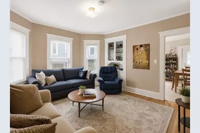 28 Sunset Rd #1, Somerville, MA 02144 - Photo 4