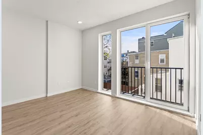 24-28 Mt Pleasant #204, Somerville, MA 02145 - Photo 4