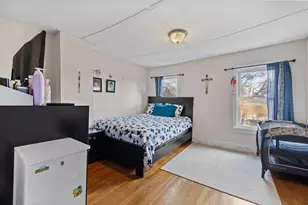 33 Chestnut St, Milford, MA 01757 - Photo 26