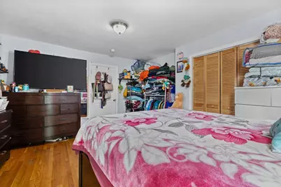 33 Chestnut St, Milford, MA 01757 - Photo 6