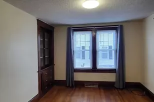 9 Bradstreet Ave, Lowell, MA 01851 - Photo 8