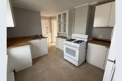 1 Hamilton St #2, Plymouth, MA 02360 - Photo 2