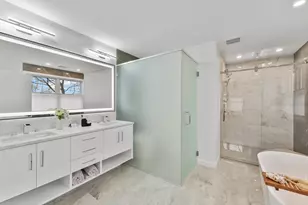 12 Hill St, Needham, MA 02494 - Photo 10