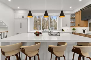 12 Hill St, Needham, MA 02494 - Photo 4
