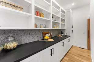 12 Hill St, Needham, MA 02494 - Photo 16