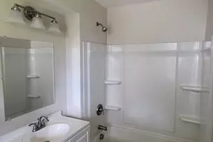 77 Livingston St, Lowell, MA 01852 - Photo 10