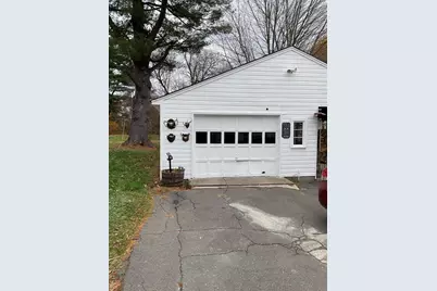 9 Montgomery Street, Westfield, MA 01085 - Photo 30