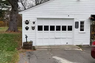 9 Montgomery St, Westfield, MA 01085 - Photo 24