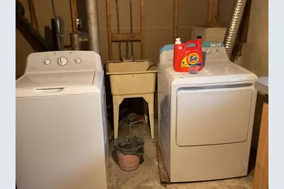 9 Montgomery Street, Westfield, MA 01085 - Photo 26