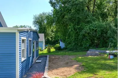 142 E Meadow Rd, Lowell, MA 01854 - Photo 26