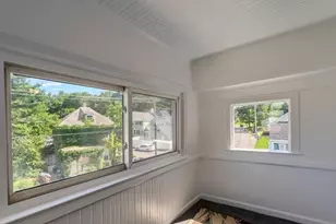 142 E Meadow Rd, Lowell, MA 01854 - Photo 24