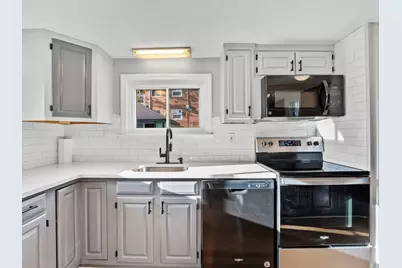 115 W Main St, Marlborough, MA 01752 - Photo 26