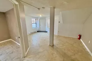 379 Meridian St, Boston, MA 02128 - Photo 10