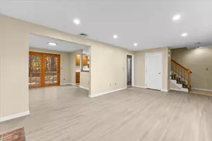 132 S Washington St, Norton, MA 02766 - Photo 10