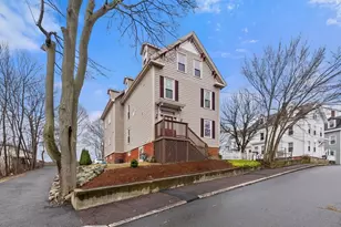 11 Symonds St, Salem, MA 01970 - Photo 4