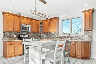 11 Symonds St, Salem, MA 01970 - Photo 6