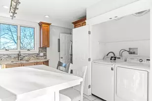 11 Symonds St, Salem, MA 01970 - Photo 10