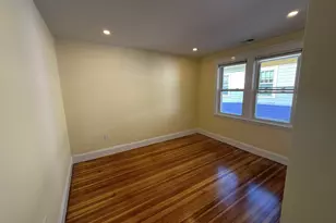 79 Hovey St, Watertown, MA 02472 - Photo 12