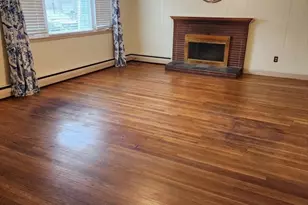 91 Whitcomb Dr, Lancaster, MA 01523 - Photo 2