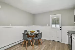 17 Pebble Mill Rd, Springfield, MA 01118 - Photo 16