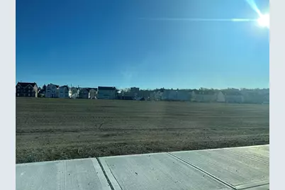 297 Lindsey St, Fall River, MA 02720 - Photo 4