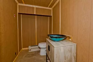 74 Judith St, Springfield, MA 01118 - Photo 24