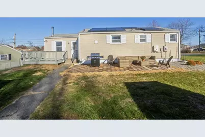 74 Judith St, Springfield, MA 01118 - Photo 4