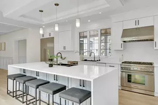 686 Centre St, Newton, MA 02458 - Photo 16