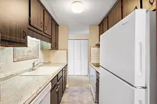 35 High St, Marlborough, MA 01752 - Photo 14