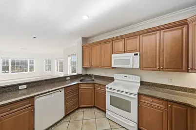 295 Salem St #82, Woburn, MA 01801 - Photo 8