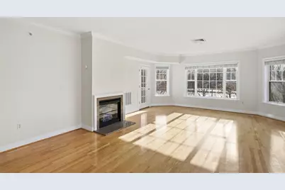 295 Salem St #82, Woburn, MA 01801 - Photo 2